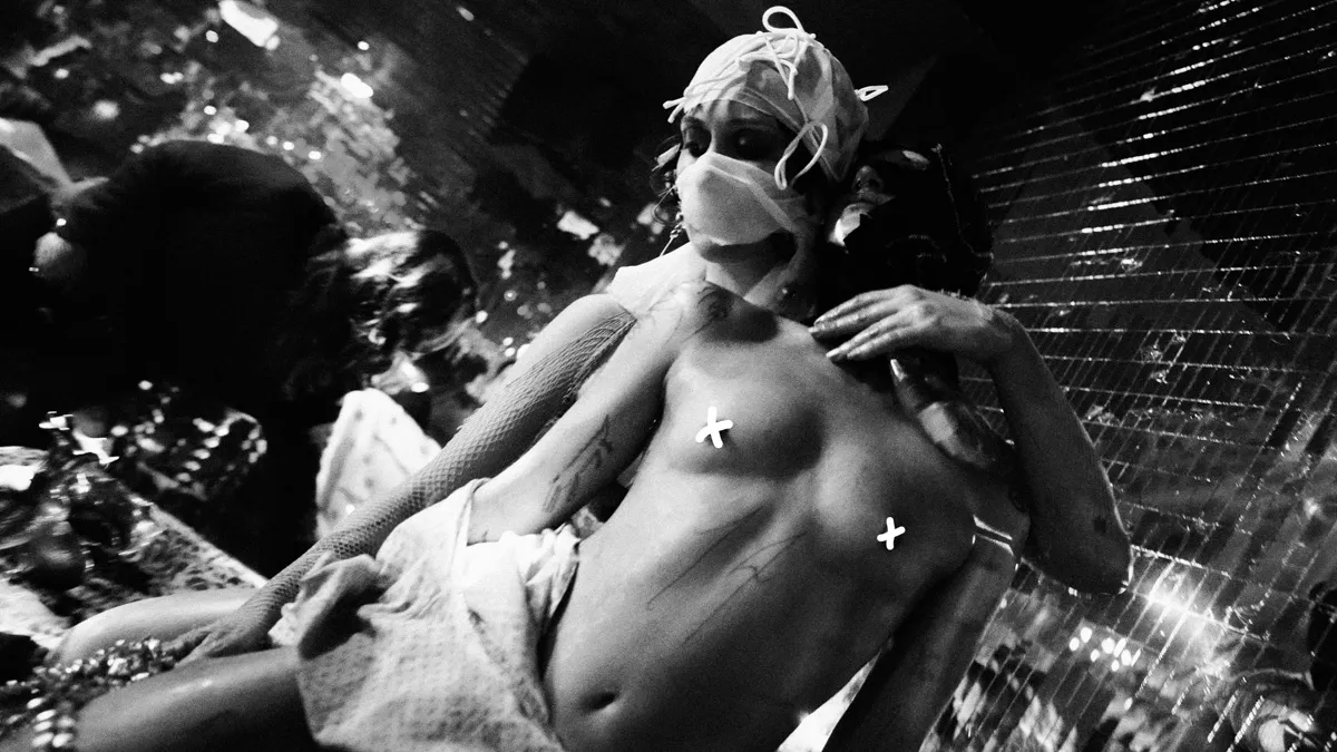 Yanis Deplazes -  Yslam Boys performance at galatea ATTO V - 8